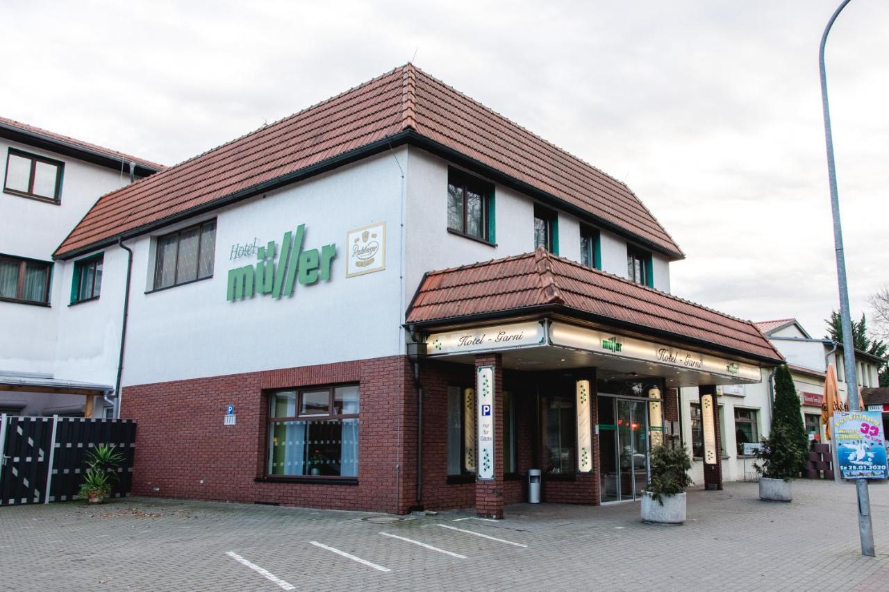 Hotel Mueller Genthin Esterno foto